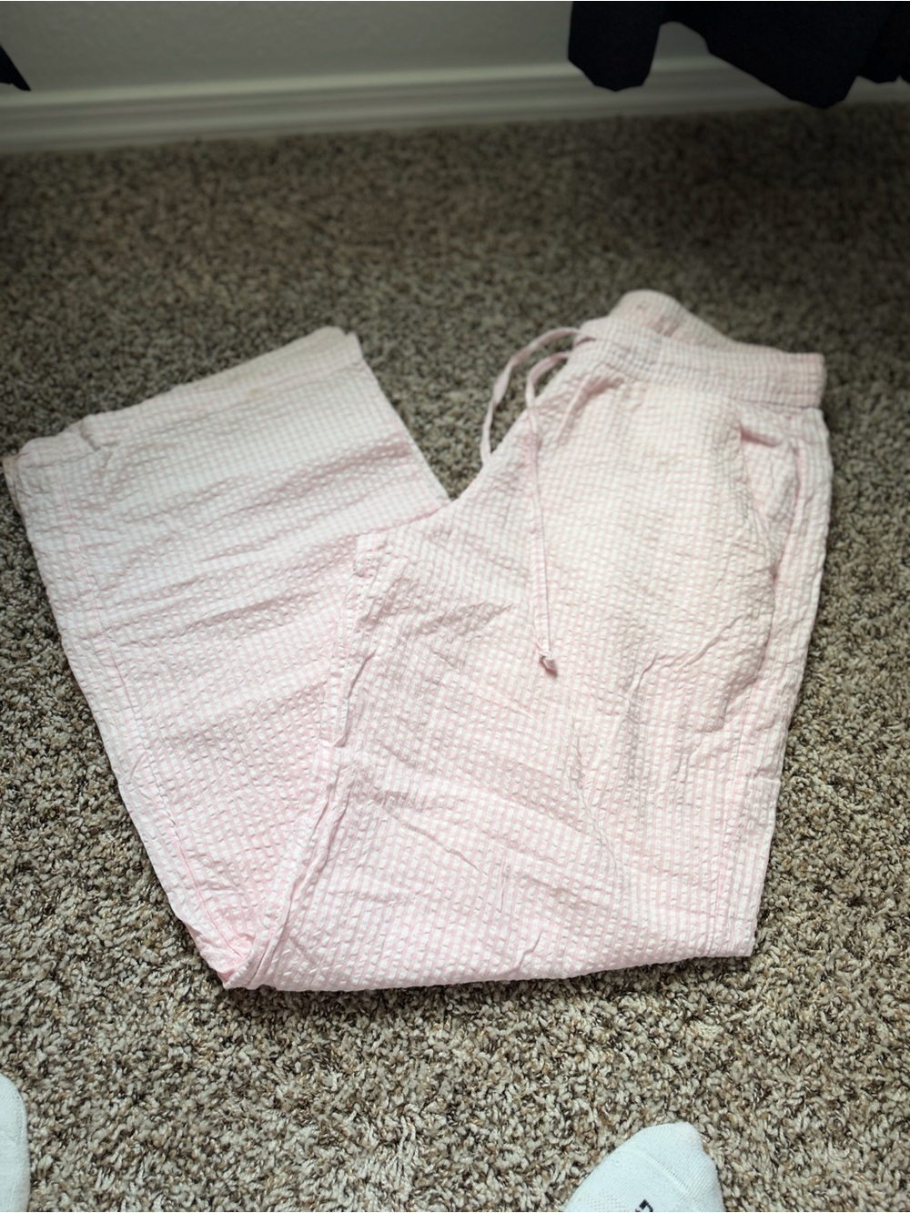 pink-and-white gingham pull-on pants from Hollister